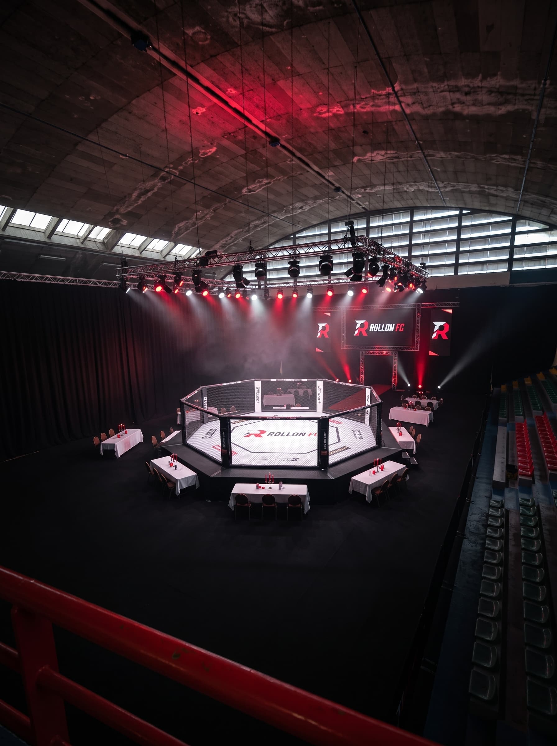 Combat Arena · Technical Staging